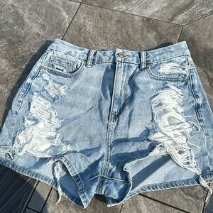Ripped jeans shorts